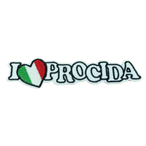 Emblema bordado com a frase I Love Procida e com coração com as cores da bandeira de Itália.