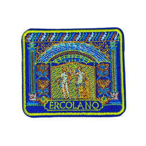 Emblema bordado inspirado na cidade de Ercolano, Itália.